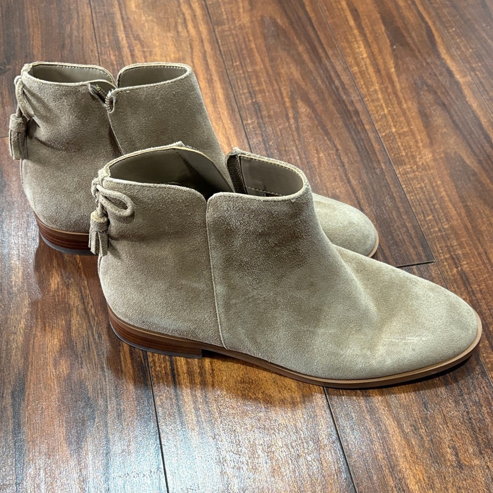 kate spade Taupe Suede Ankle Booties with Back Tassel zipper women size 10
